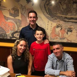 Meet your Posher, Derek